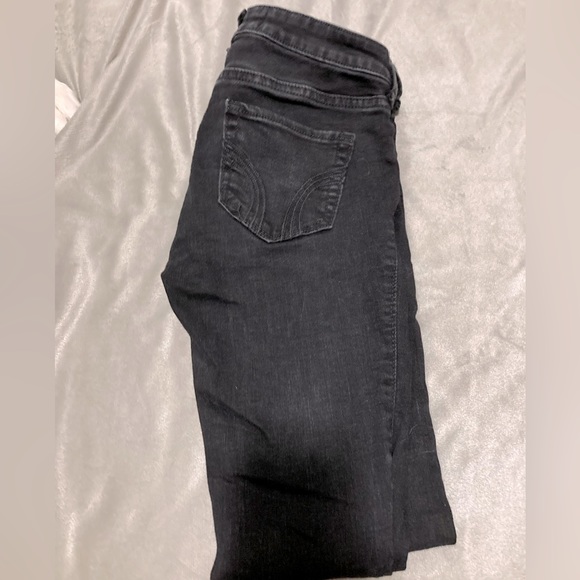 Black Hollister Jeans - Picture 4 of 4